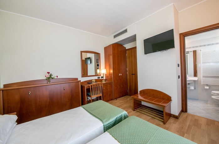 Imagen de la habitación del Hotel Helios, Lido Di Jesolo. Foto 7