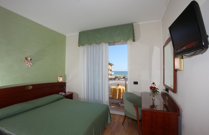 Imagen de la habitación del Hotel Helios, Lido Di Jesolo. Foto 10