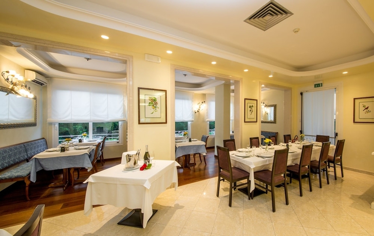 Imagen del bar/restaurante del Hotel Helios, Lido Di Jesolo. Foto 4