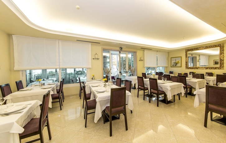 Imagen del bar/restaurante del Hotel Helios, Lido Di Jesolo. Foto 5