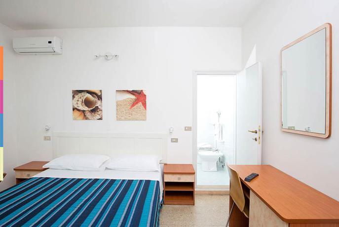 Imagen de la habitación del Hotel Helios, Riccione. Foto 9