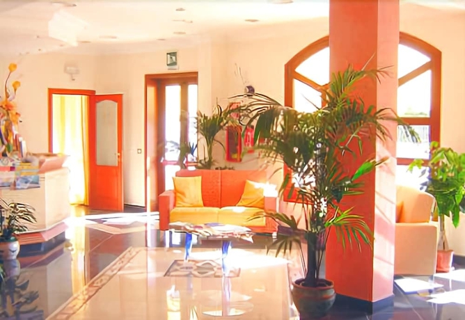 Imagen de los interiores del Hotel Helios, San Vito Lo Capo. Foto 12