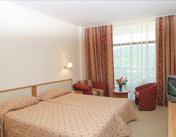 Imagen de la habitación del Hotel Helios Spa and Resort. Foto 3