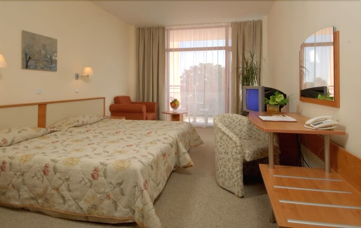 Imagen de la habitación del Hotel Helios Spa and Resort. Foto 8