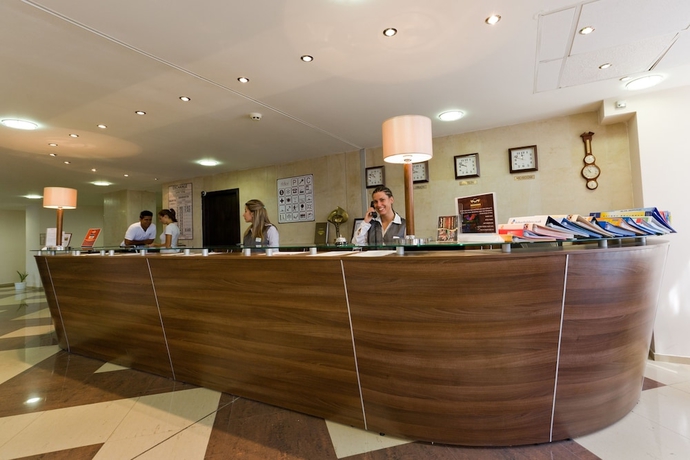 Imagen de la habitación del Hotel Helios Spa and Resort. Foto 9