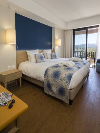 Imagen de la habitación del Hotel Helios and Spa. Foto 1