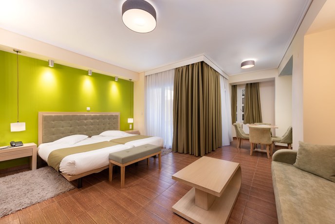 Imagen de la habitación del Hotel Heliotropes. Foto 2