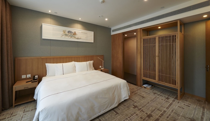 Imagen de la habitación del Hotel H'elite. Foto 9