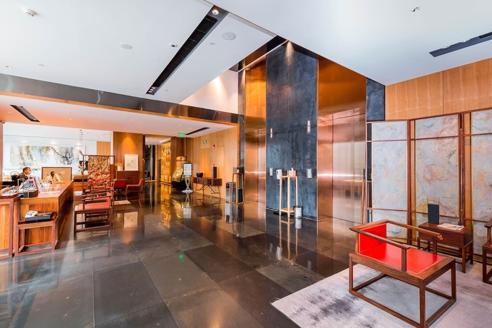 Imagen de los interiores del Hotel H'elite. Foto 13