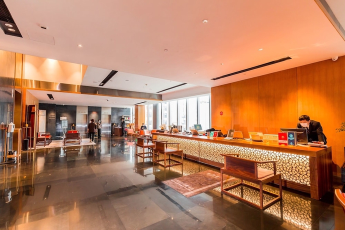 Imagen de los interiores del Hotel H'elite. Foto 17