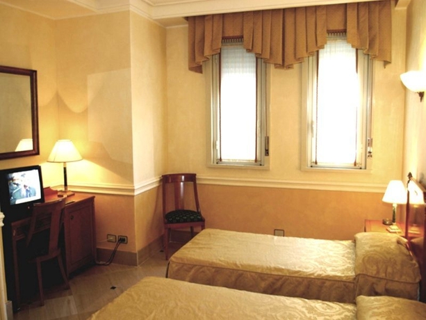 Imagen general del Hotel Hellenia Yachting. Foto 4