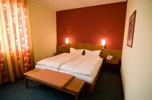Imagen de la habitación del Hotel Hellers Krug. Foto 8