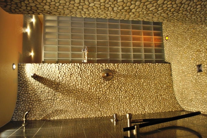 Imagen de la piscina del Hotel Hellers Twenty Four 1. Foto 18