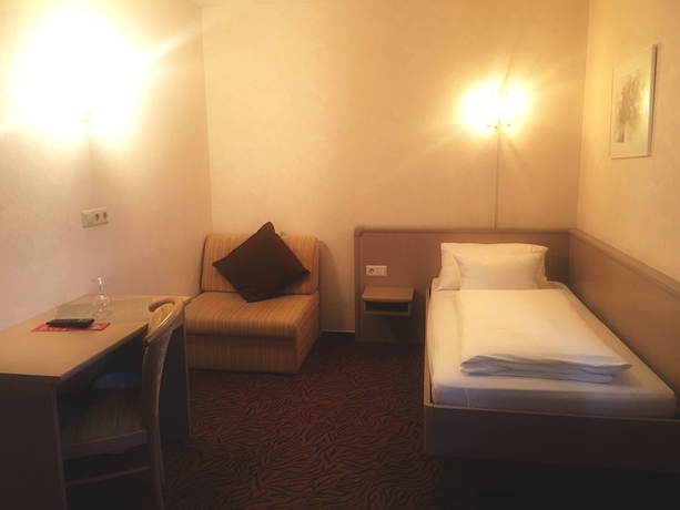 Imagen de la habitación del Hotel Hellers Twenty Four 2. Foto 4