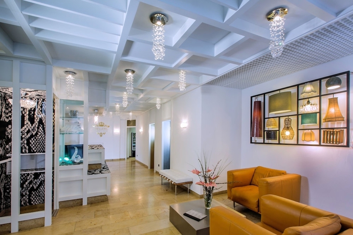 Imagen de los interiores del Hotel Hellers Twenty Four 2. Foto 17