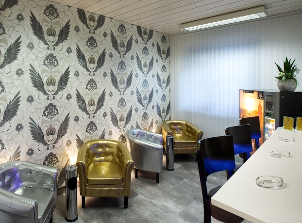 Imagen de los interiores del Hotel Hellers Twenty Four 2. Foto 19