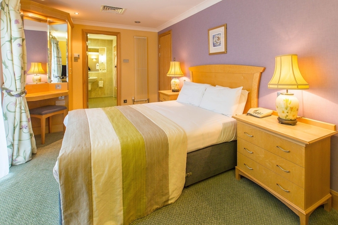 Imagen de la habitación del Hotel Hellidon Lakes Golf and Spa. Foto 10