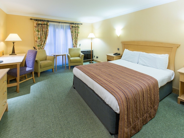 Imagen de la habitación del Hotel Hellidon Lakes Golf and Spa. Foto 11