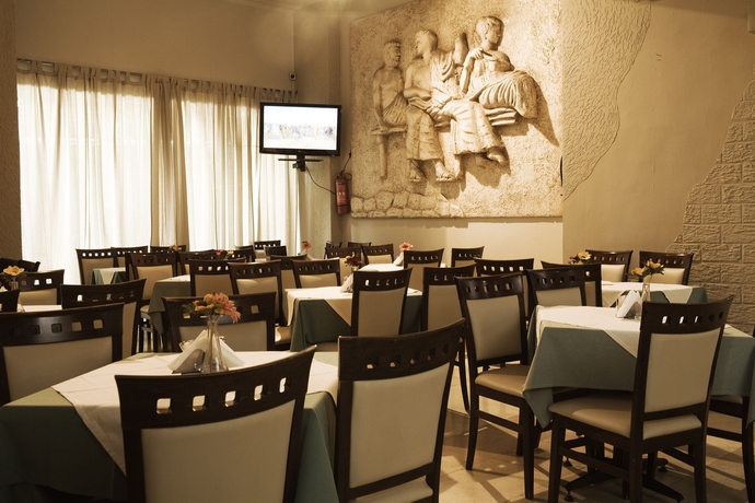 Imagen del bar/restaurante del Hotel Hellinis. Foto 5