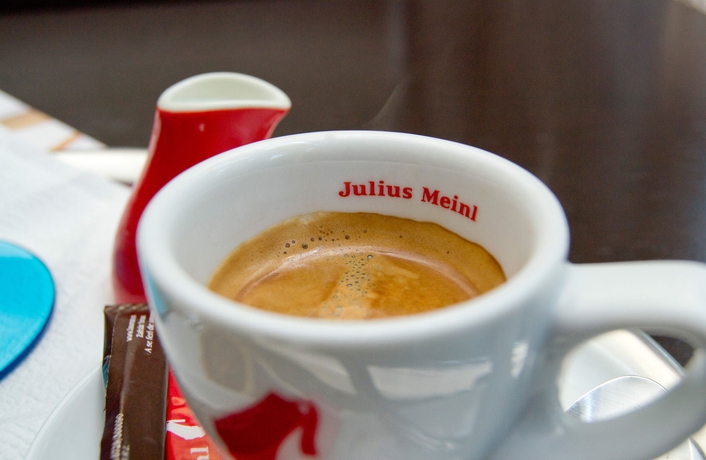 Imagen del bar/restaurante del Hotel Hello Hotels Gara De Nord. Foto 2