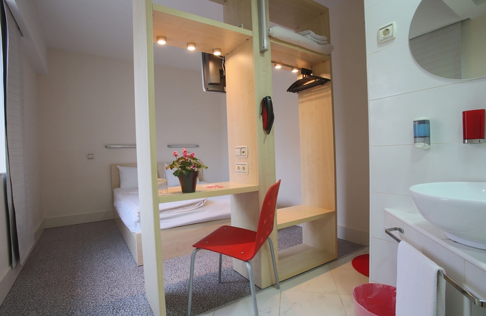 Imagen de la habitación del Hotel Hello Hotels Gara De Nord. Foto 8