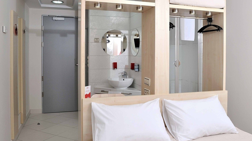 Imagen de la habitación del Hotel Hello Hotels Gara De Nord. Foto 10