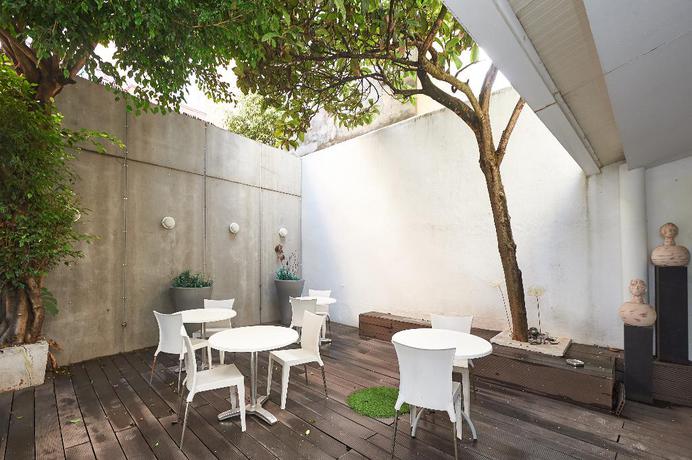 Imagen de los exteriores del Hotel Hello Lisbon Santa Catarina Suites. Foto 13
