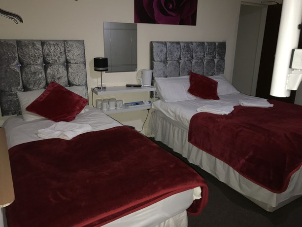 Imagen de la habitación del Hotel Hello Roomz. Foto 3
