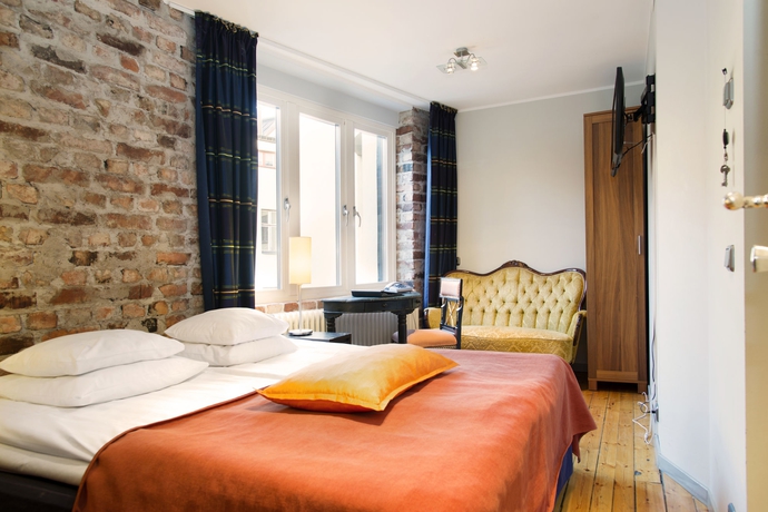 Imagen de la habitación del Hotel Hellsten. Foto 8