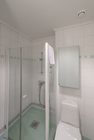 Imagen de la habitación del Hotel Hellsten Helsinki Parliament. Foto 3