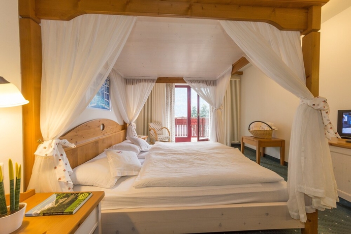 Imagen de la habitación del Hotel Hellweger. Foto 15