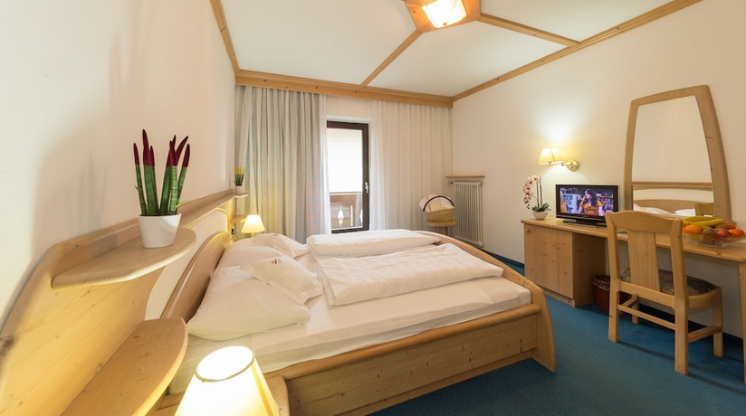 Imagen de la habitación del Hotel Hellweger. Foto 17