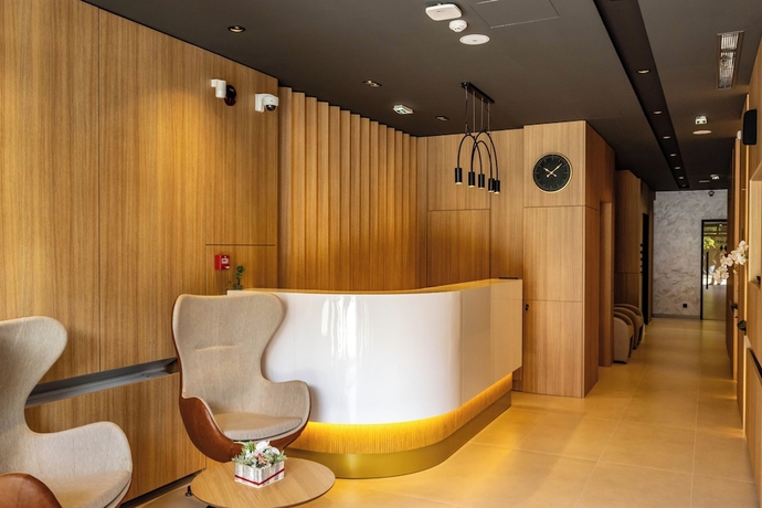 Imagen de los interiores del Hotel Helm. Foto 16