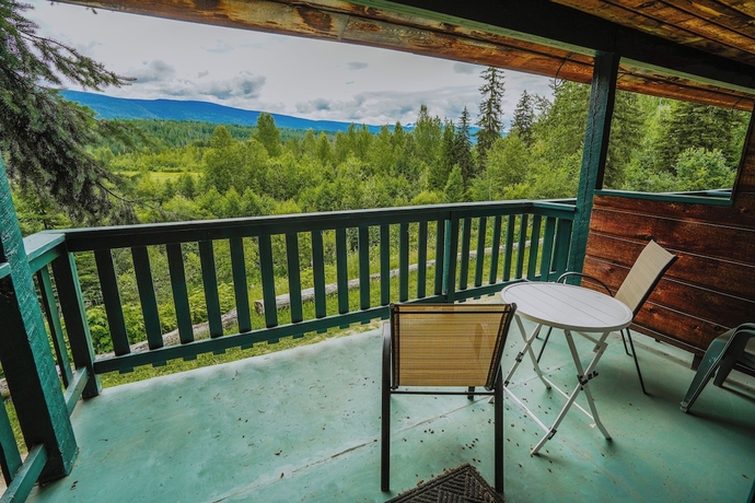 Imagen de la habitación del Hotel Helmcken Falls Lodge. Foto 12