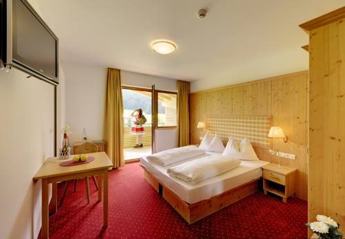 Imagen de la habitación del Hotel Helmhotel. Foto 4