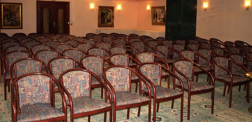 Imagen de los interiores del Hotel Helnan Chellah. Foto 14