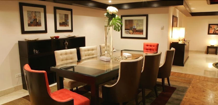 Imagen de la habitación del Hotel Helnan Royal. Foto 10