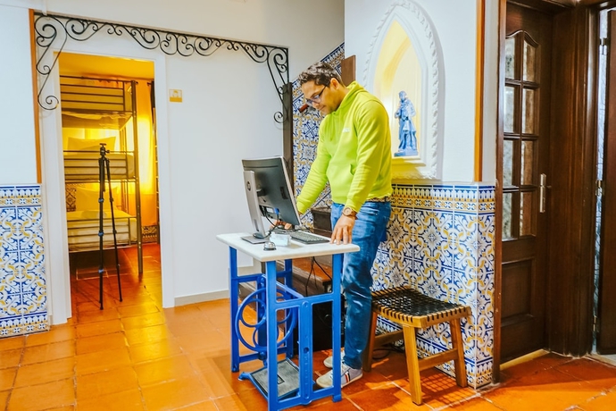 Imagen de los interiores del Hotel Help Yourself Hostels - Restelo. Foto 10