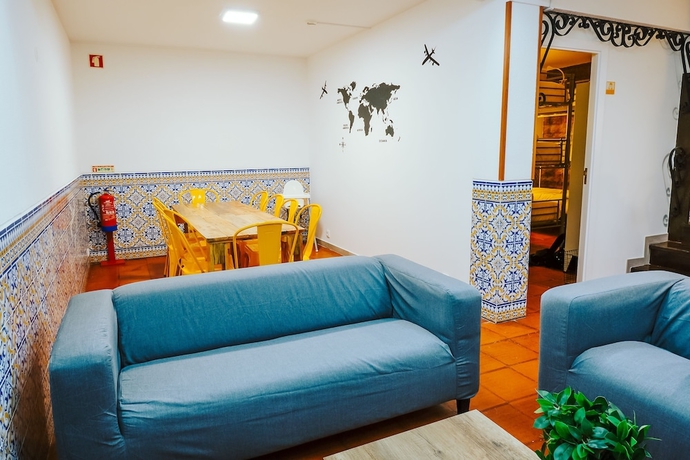 Imagen de los interiores del Hotel Help Yourself Hostels - Restelo. Foto 13