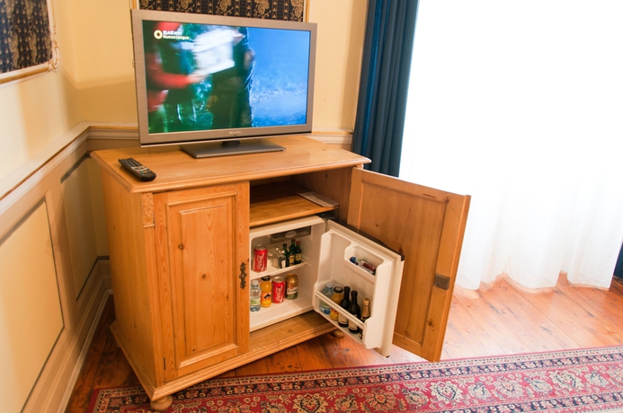 Imagen de la habitación del Hotel Heluan. Foto 13