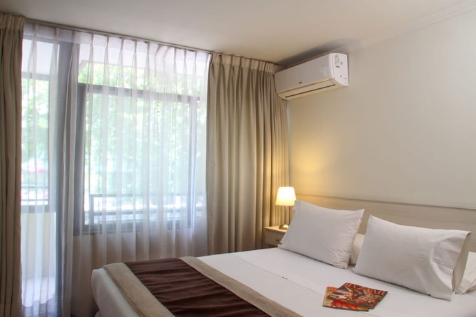 Imagen de la habitación del Hotel Helvecia Apart. Foto 8