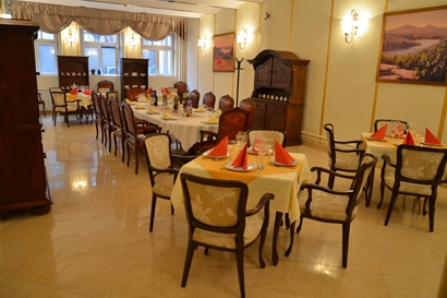 Imagen del bar/restaurante del Hotel Helvetia, Belgrado. Foto 2