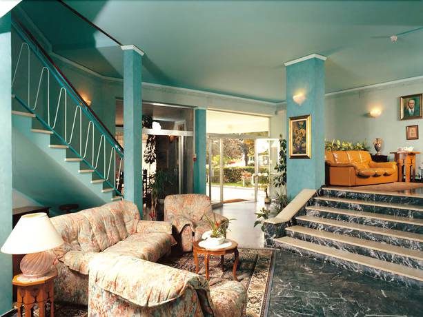 Imagen de los interiores del Hotel Helvetia, Grado. Foto 17