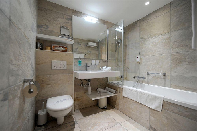 Imagen general del Hotel Helvetia Intergolf. Foto 7