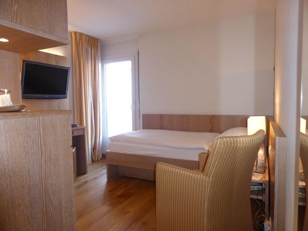 Imagen general del Hotel Helvetia Intergolf. Foto 9