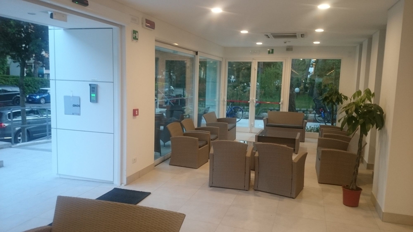 Imagen de los interiores del Hotel Helvetia, Lignano Pineta. Foto 14
