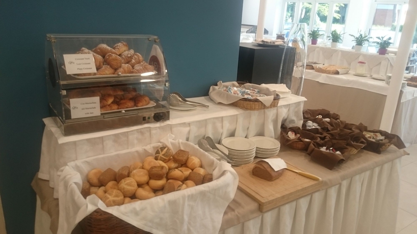 Imagen del bar/restaurante del Hotel Helvetia, Lignano Pineta. Foto 10