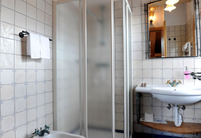 Imagen de la habitación del Hotel Helvetia, Livigno. Foto 9