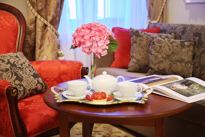 Imagen de la habitación del Hotel Helvetia, San Petersburgo. Foto 10