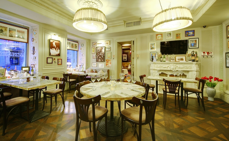 Imagen del bar/restaurante del Hotel Helvetia, San Petersburgo. Foto 7